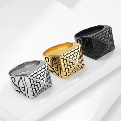 Pyramid Signet Ring